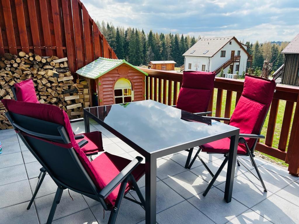 Apartman U Sedmikrasky Vaclavov u Bruntalu Exterior photo
